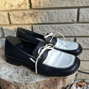 Nine West Leather Heeled Loafers with Leather Tie Navy/White Sz 6.5